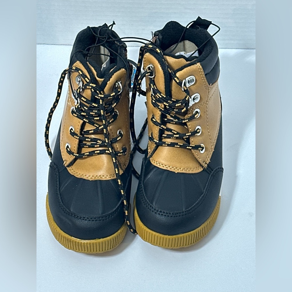 wonder nation Black and Tan Kids Lace-Up Duck Boots